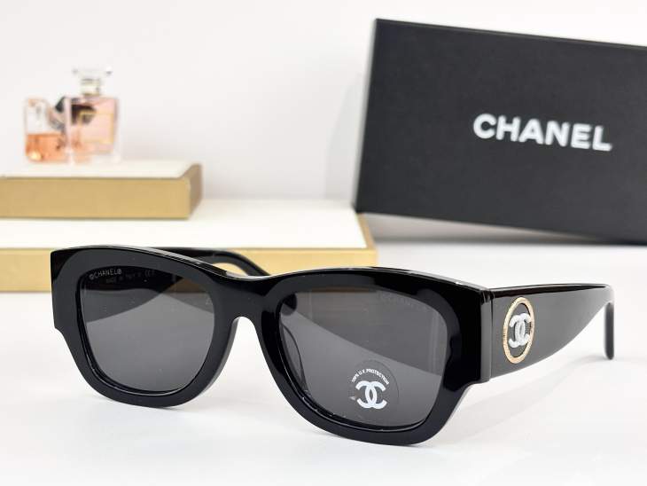 Picture of Chanel Sunglasses _SKUfw76989584fw